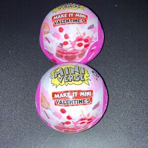 Mini Verse Valentine's Surprise Balls